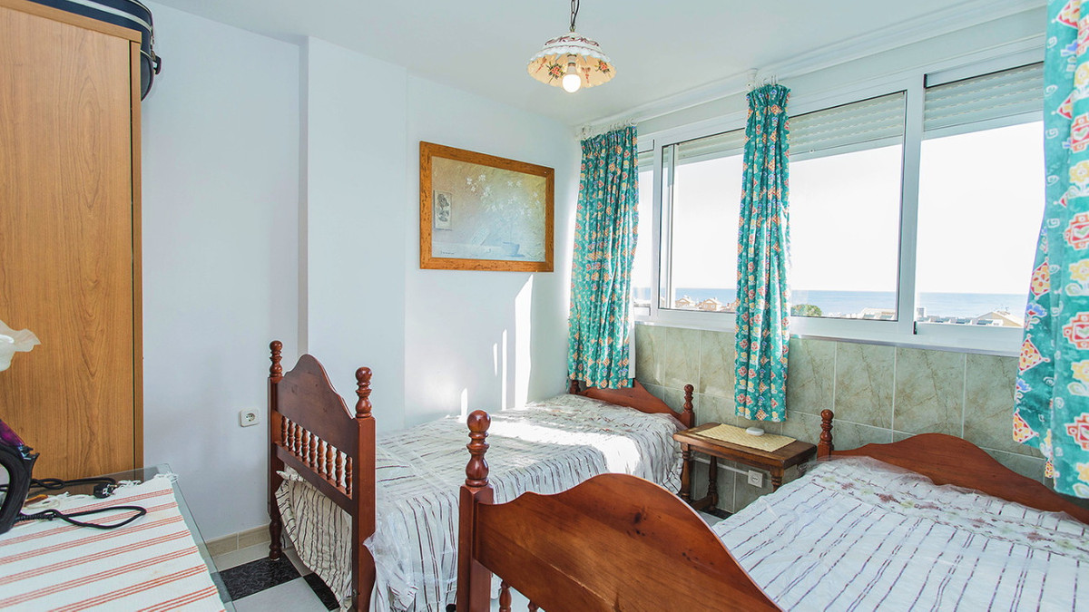 Se vende Apartamento Planta Media de 2 dormitorios en Costa Blanca, Alicante, España