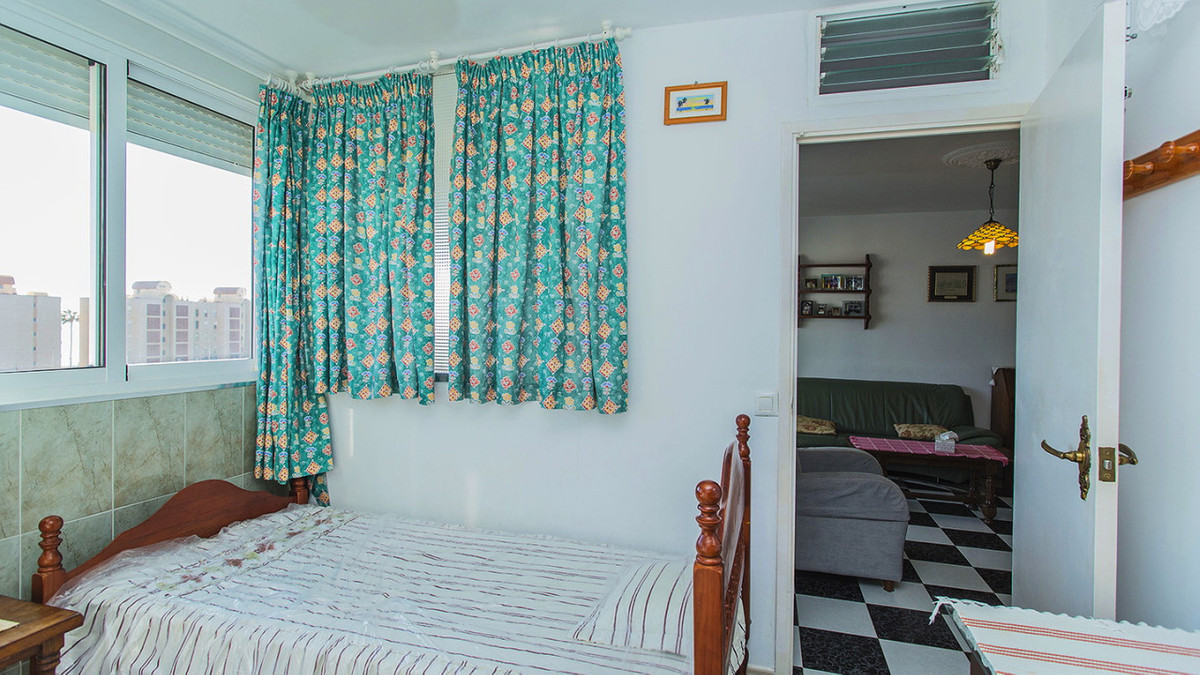 Se vende Apartamento Planta Media de 2 dormitorios en Costa Blanca, Alicante, España