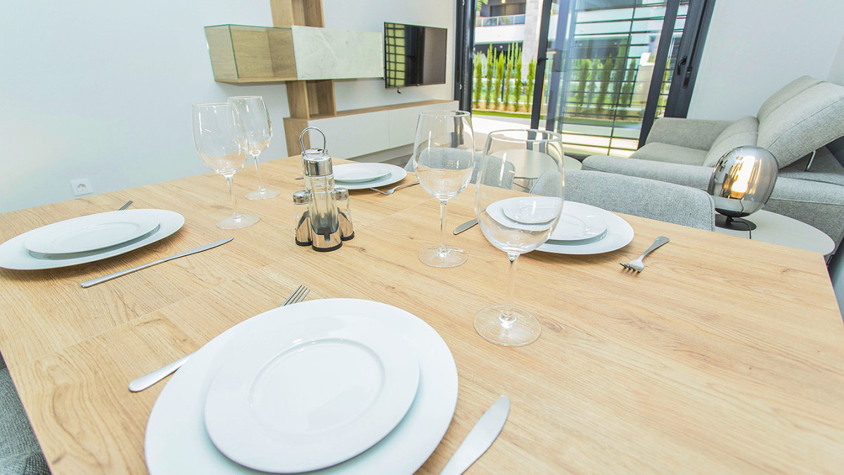 Se vende Apartamento Planta Baja de 2 dormitorios en Costa Blanca, Alicante, España