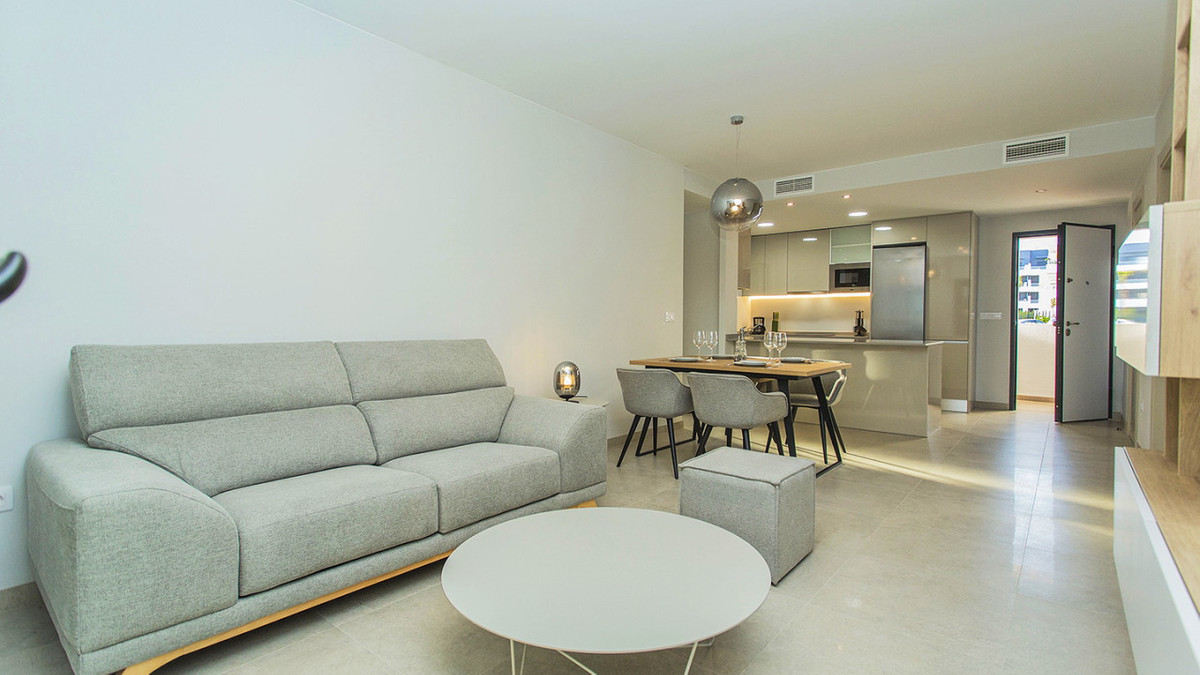 Se vende Apartamento Planta Baja de 2 dormitorios en Costa Blanca, Alicante, España