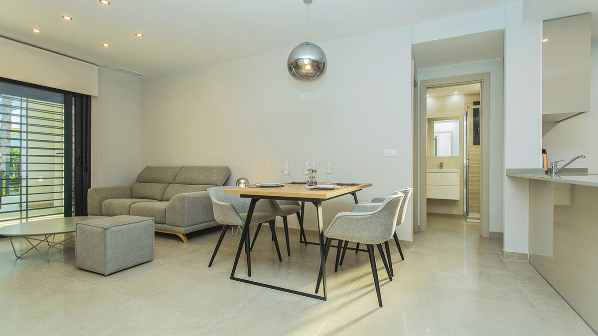Se vende Apartamento Planta Baja de 2 dormitorios en Costa Blanca, Alicante, España