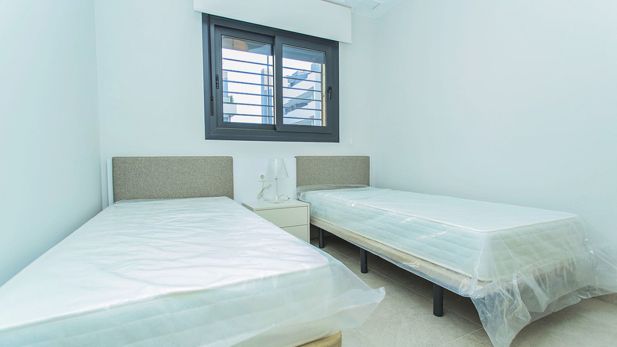 Se vende Apartamento Planta Baja de 2 dormitorios en Costa Blanca, Alicante, España