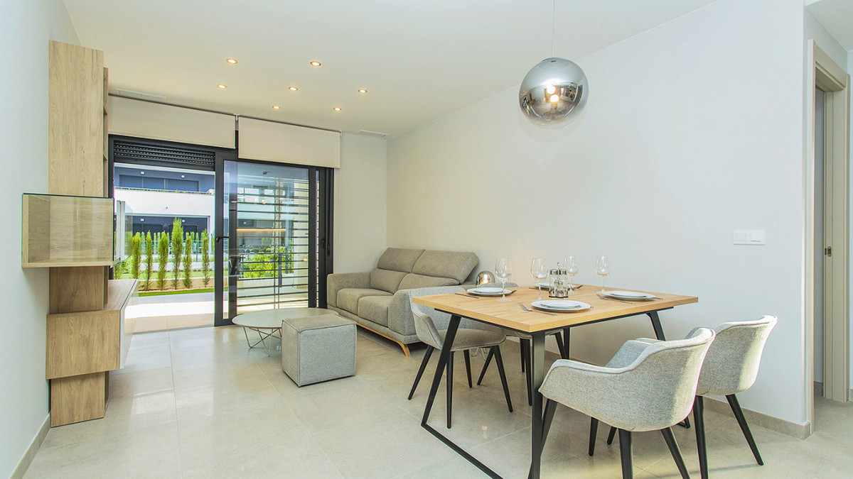 Se vende Apartamento Planta Baja de 2 dormitorios en Costa Blanca, Alicante, España