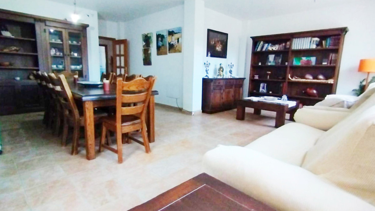 Se vende Villa - Chalet de 6 dormitorios en Costa Blanca, Alicante, España
