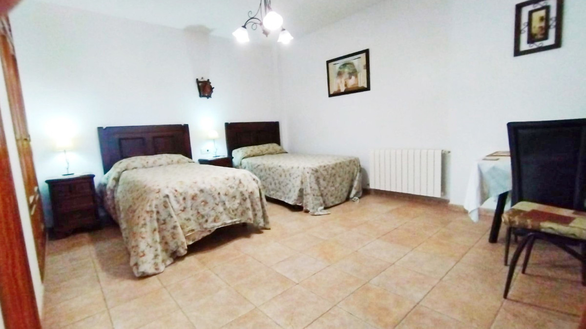 Se vende Villa - Chalet de 6 dormitorios en Costa Blanca, Alicante, España