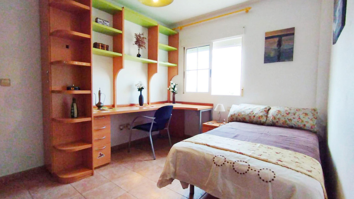 Se vende Villa - Chalet de 6 dormitorios en Costa Blanca, Alicante, España
