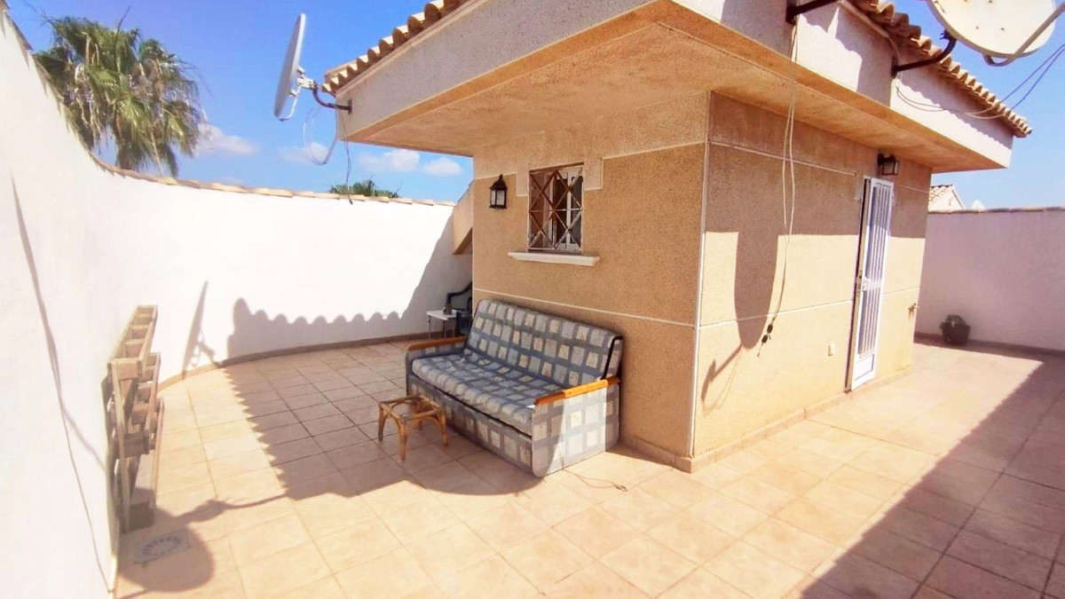 Se vende Villa - Chalet de 6 dormitorios en Costa Blanca, Alicante, España