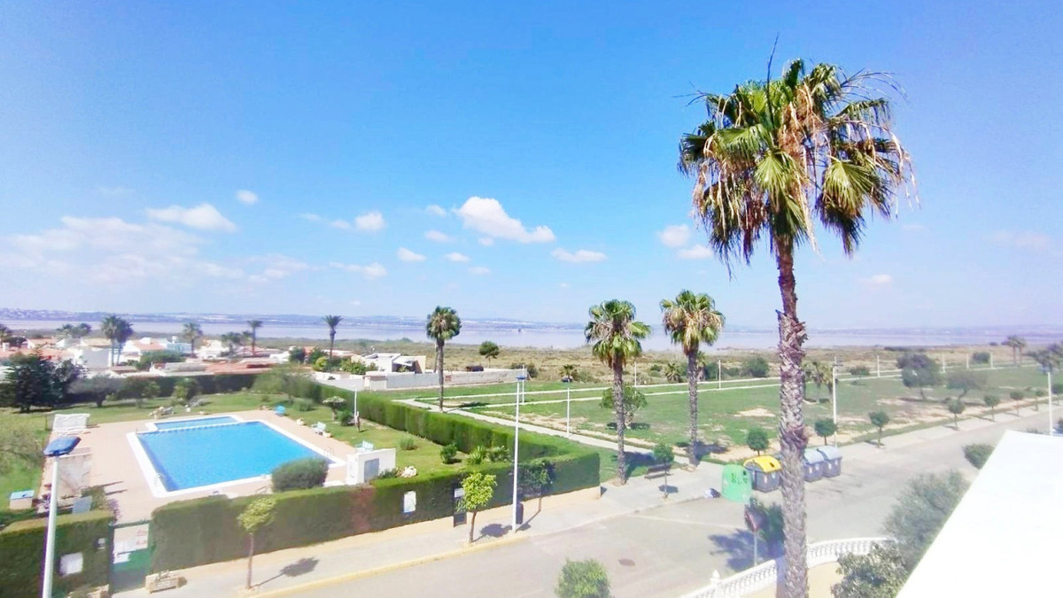 Se vende Villa - Chalet de 6 dormitorios en Costa Blanca, Alicante, España
