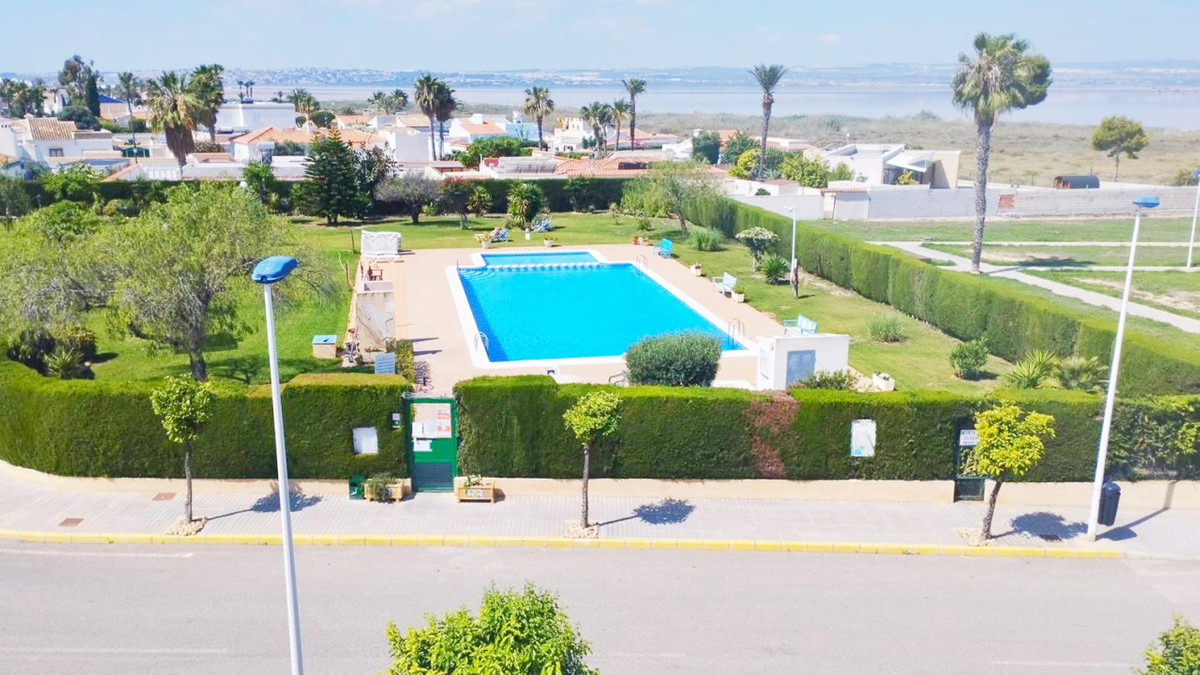 Se vende Villa - Chalet de 6 dormitorios en Costa Blanca, Alicante, España