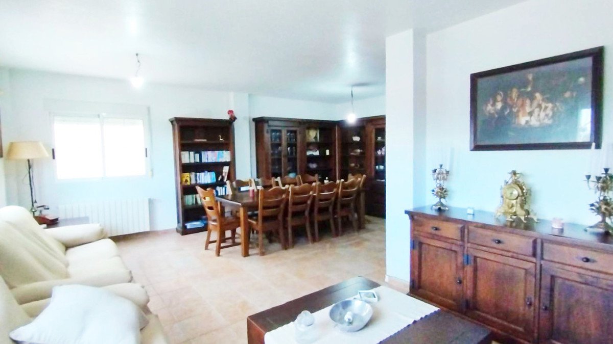 Se vende Villa - Chalet de 6 dormitorios en Costa Blanca, Alicante, España