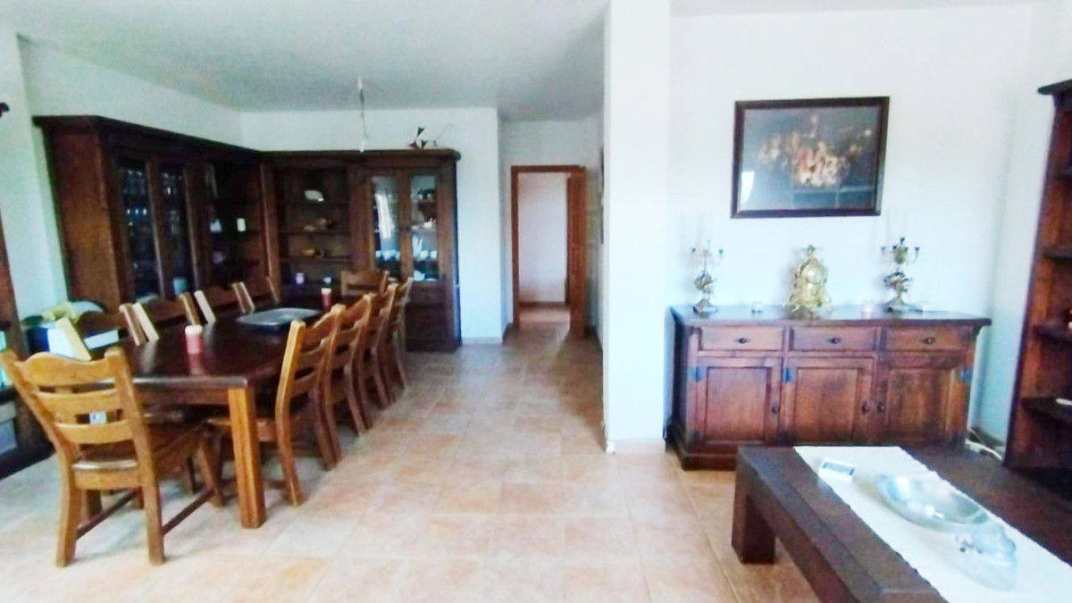 Se vende Villa - Chalet de 6 dormitorios en Costa Blanca, Alicante, España