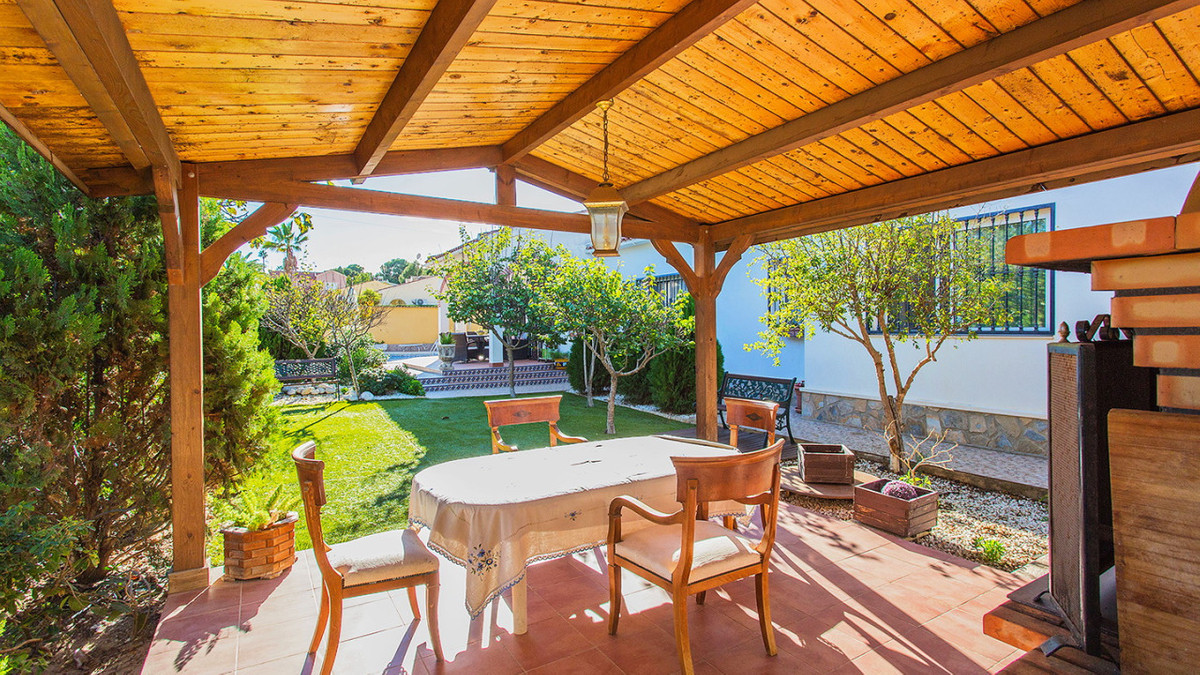 5 Bed Townhouse for sale in Los Balcones Costa Blanca, Alicante, Spain