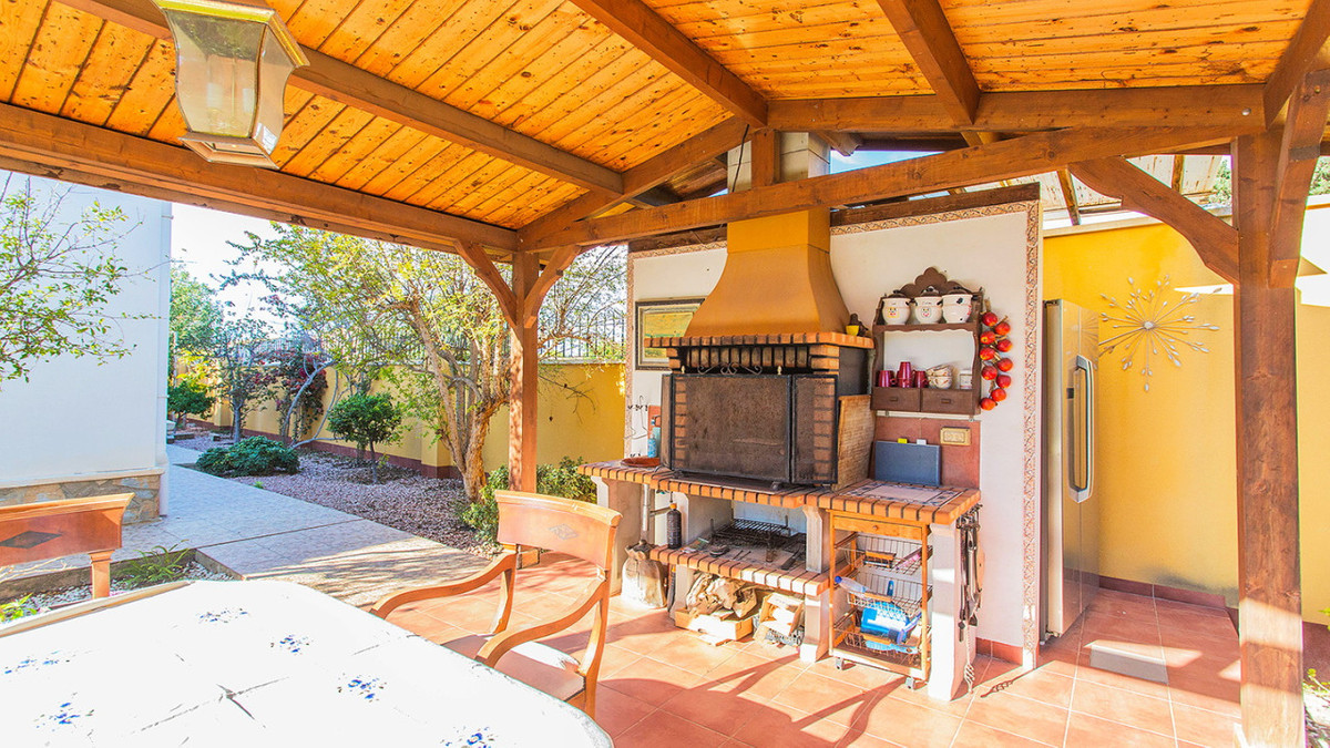 5 Bed Townhouse for sale in Los Balcones Costa Blanca, Alicante, Spain