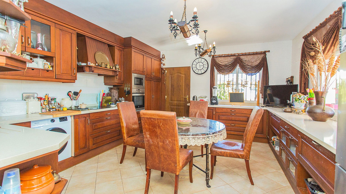 5 Bed Townhouse for sale in Los Balcones Costa Blanca, Alicante, Spain