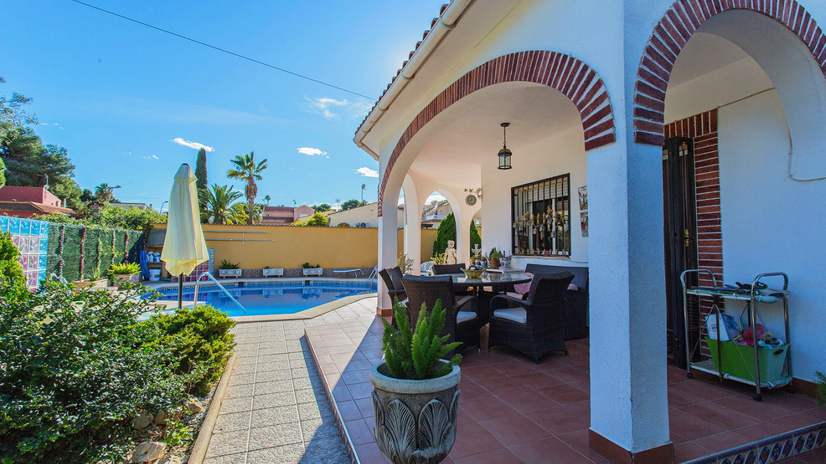 5 Bed Townhouse for sale in Los Balcones Costa Blanca, Alicante, Spain