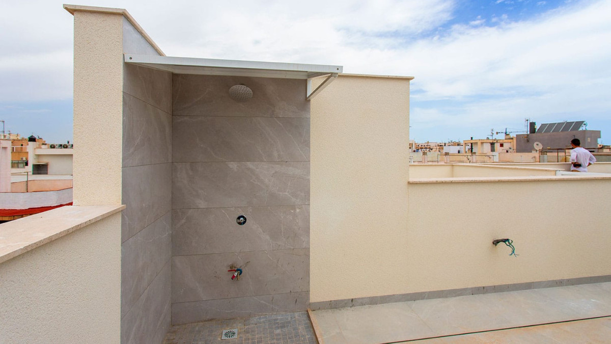 Se vende Apartamento Planta Media de 2 dormitorios en Costa Blanca, Alicante, España