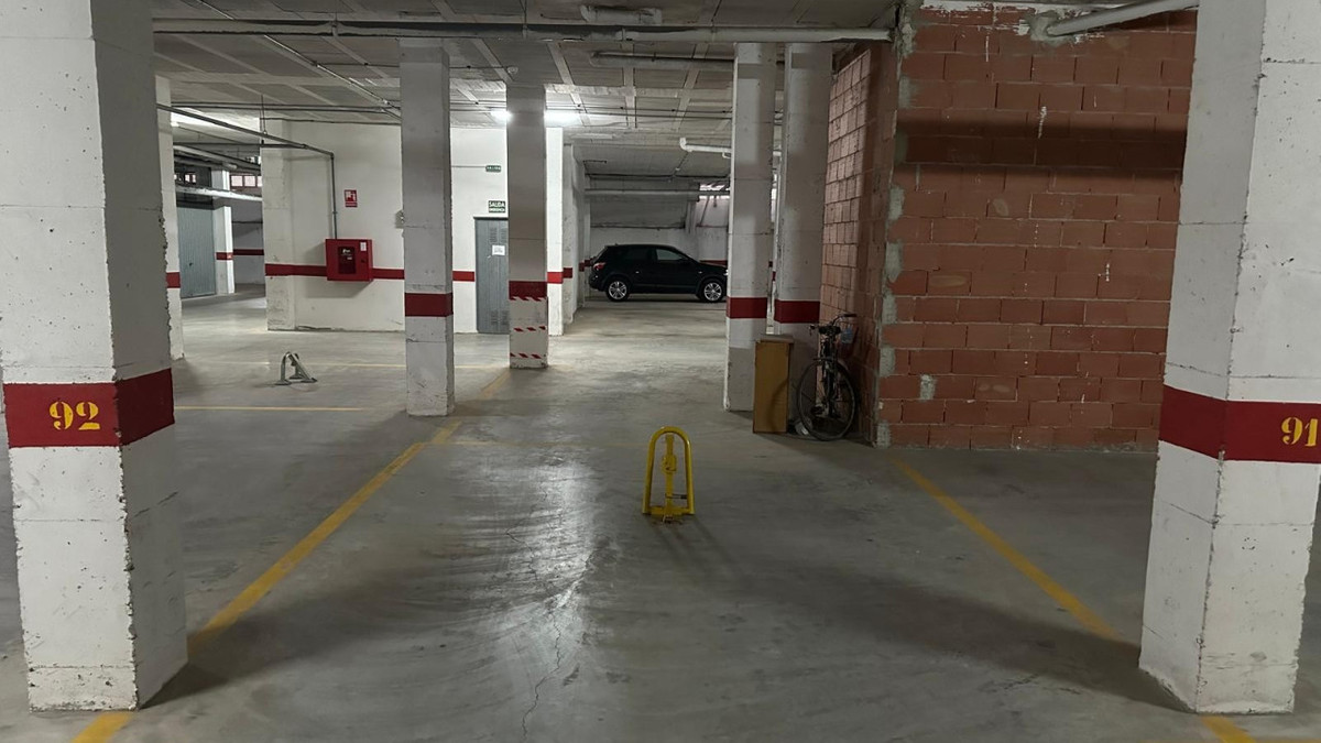 Se vende Garaje  en Costa Blanca, Alicante, España