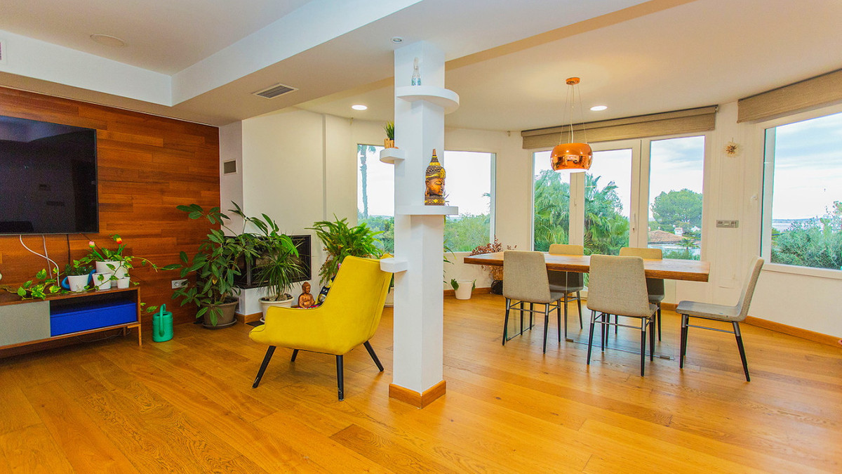 6 Bed Townhouse for sale in Los Balcones Costa Blanca, Alicante, Spain