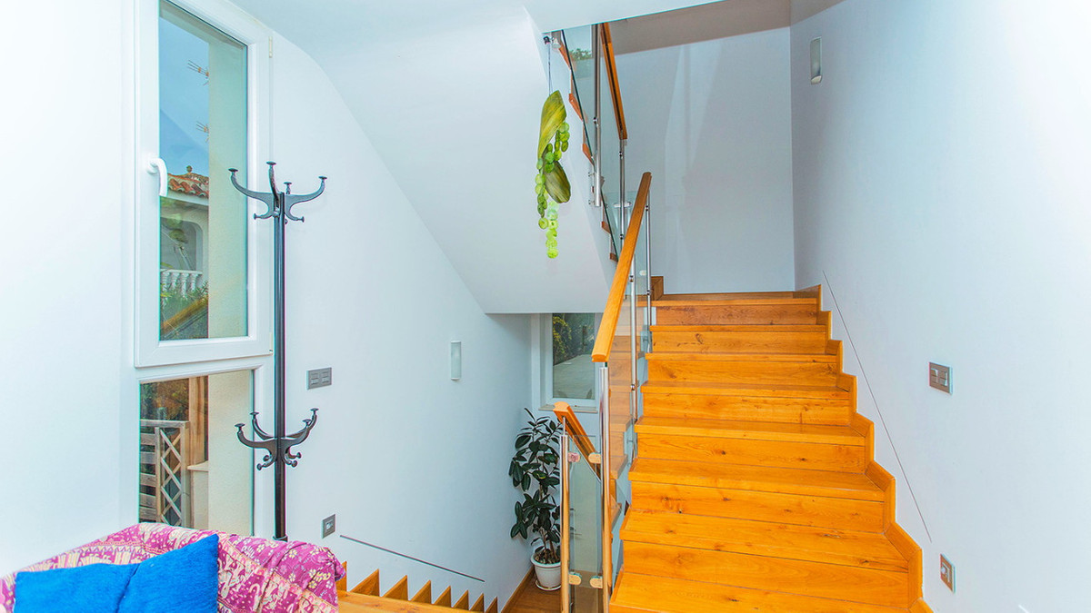 6 Bed Townhouse for sale in Los Balcones Costa Blanca, Alicante, Spain