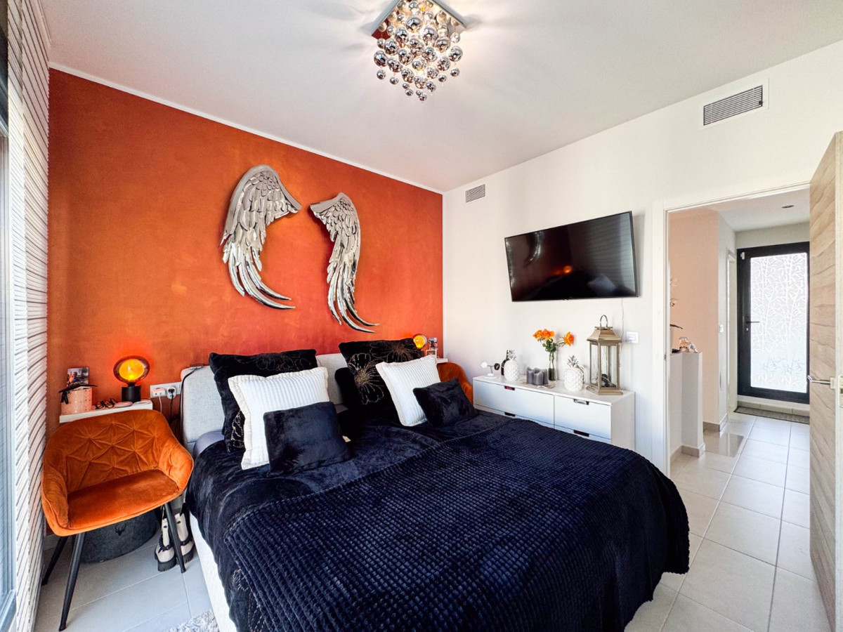 Se vende Villa - Chalet de 3 dormitorios en Costa Blanca, Alicante, España