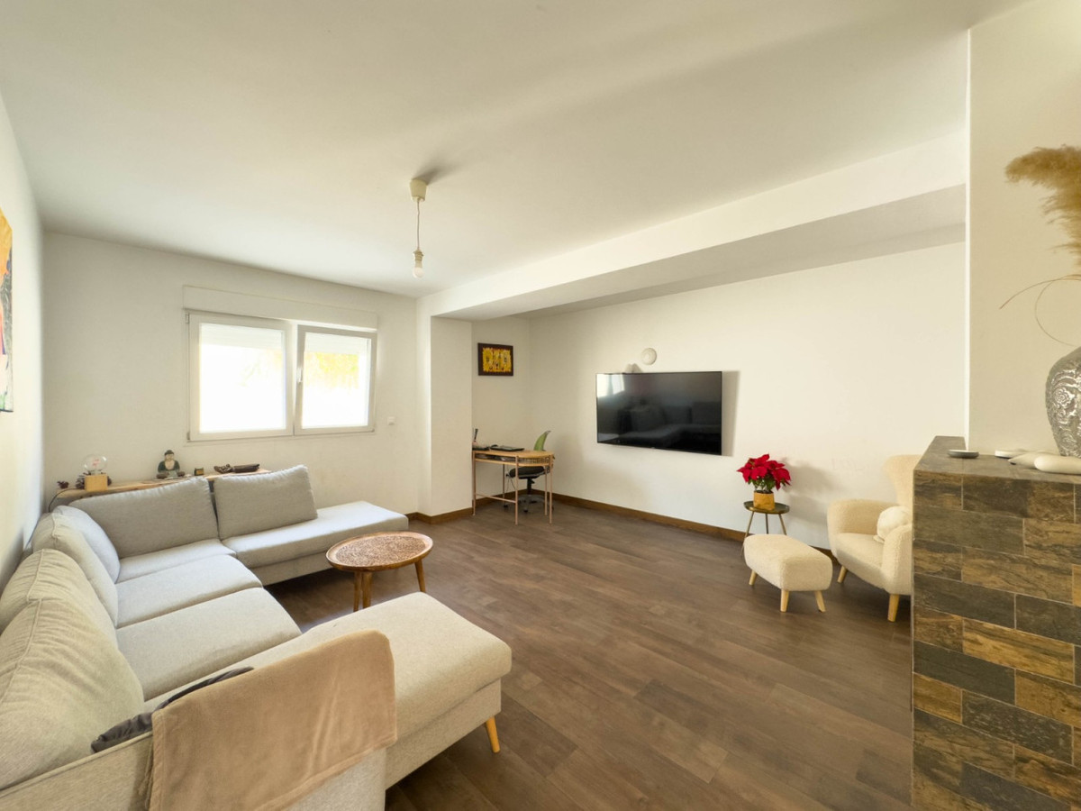 Se vende Villa - Chalet de 4 dormitorios en Costa Blanca, Alicante, España