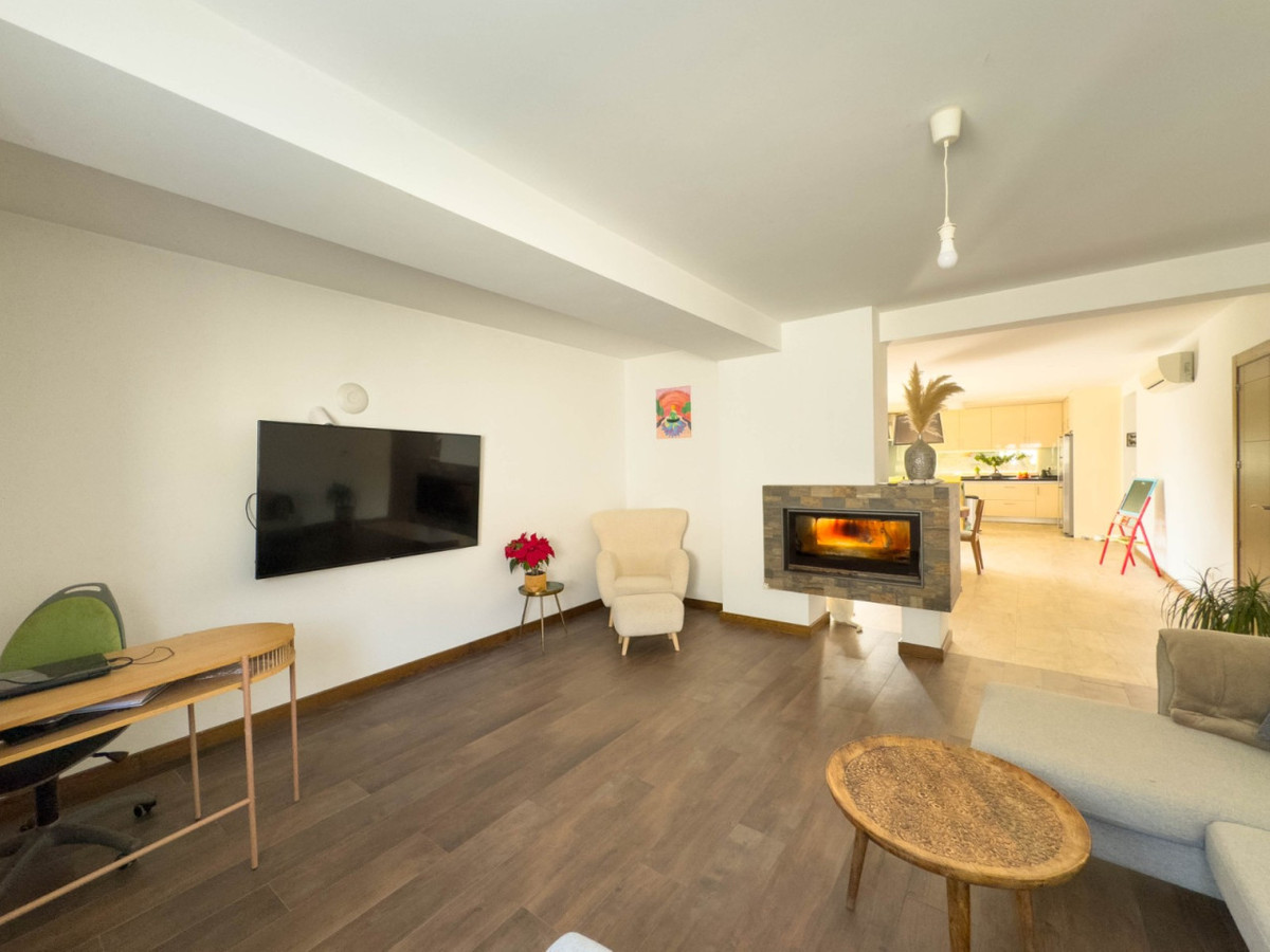 Se vende Villa - Chalet de 4 dormitorios en Costa Blanca, Alicante, España