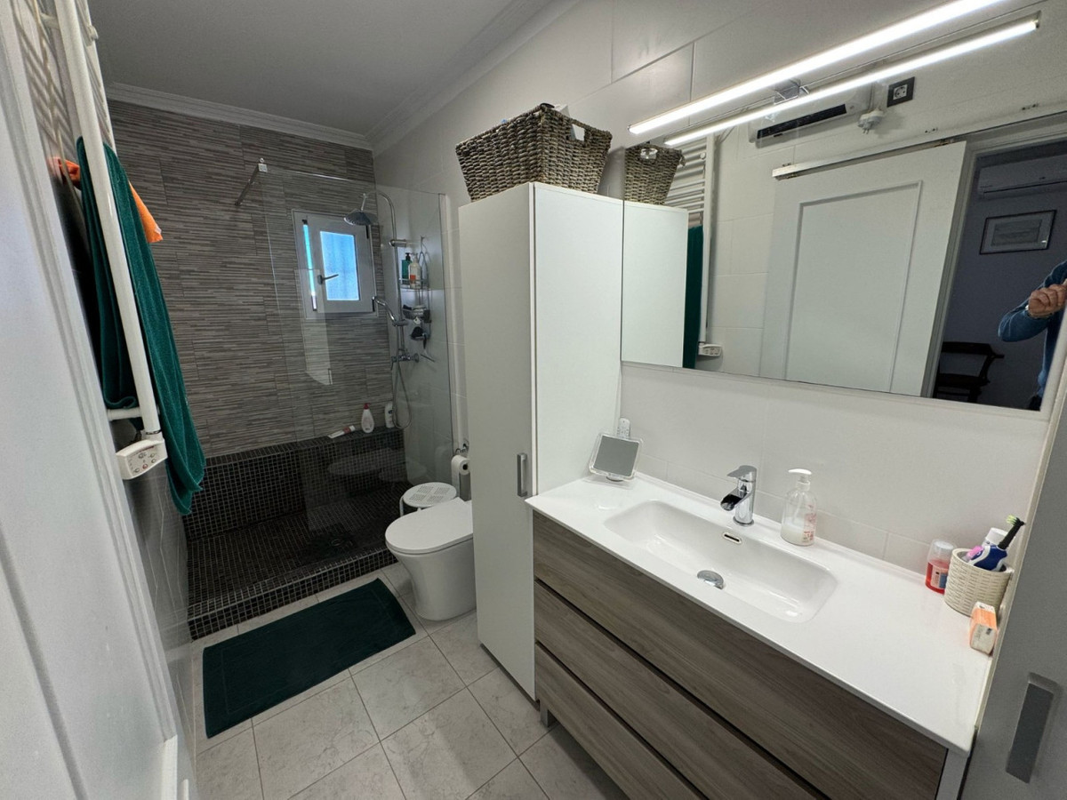 4 Bed Townhouse for sale in Torrevieja Costa Blanca, Alicante, Spain