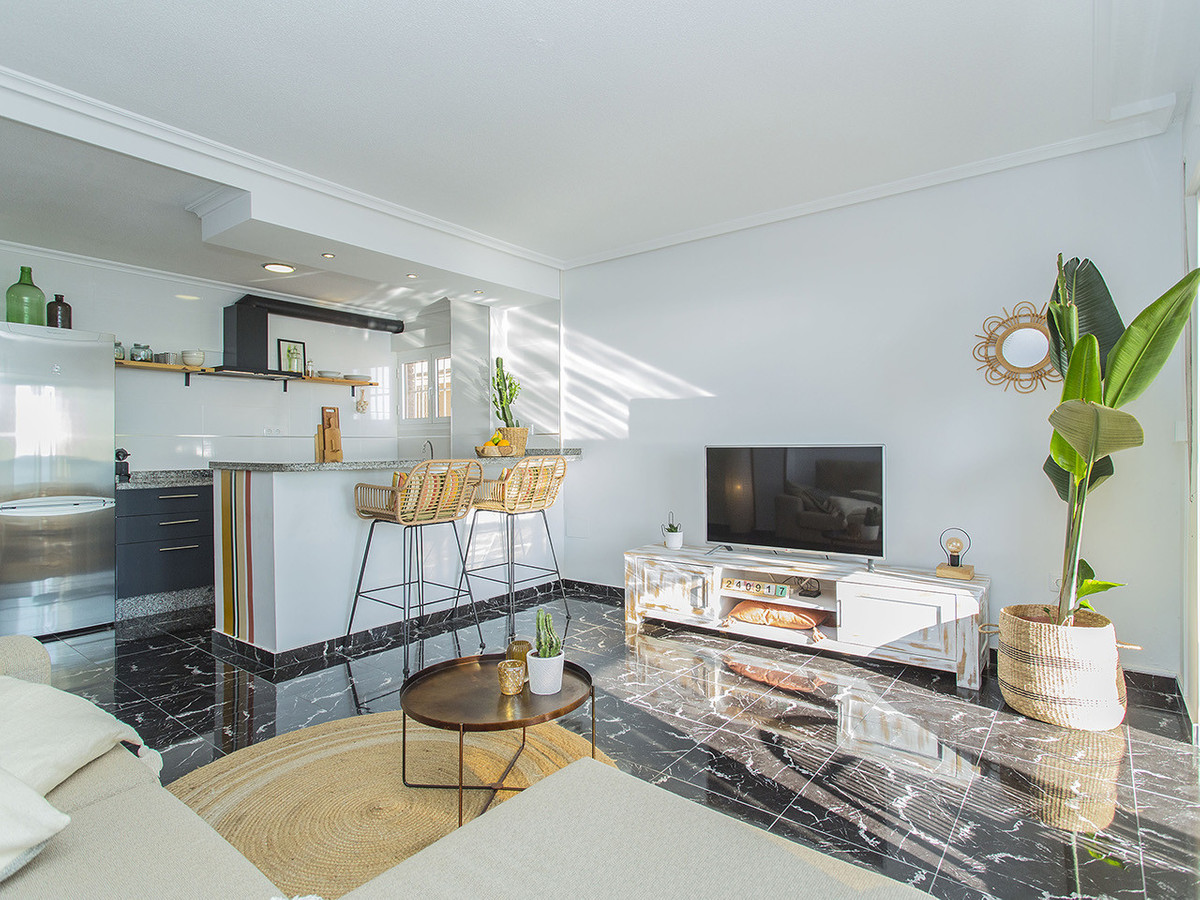 Se vende Apartamento Planta Baja de 2 dormitorios en Costa Blanca, Alicante, España