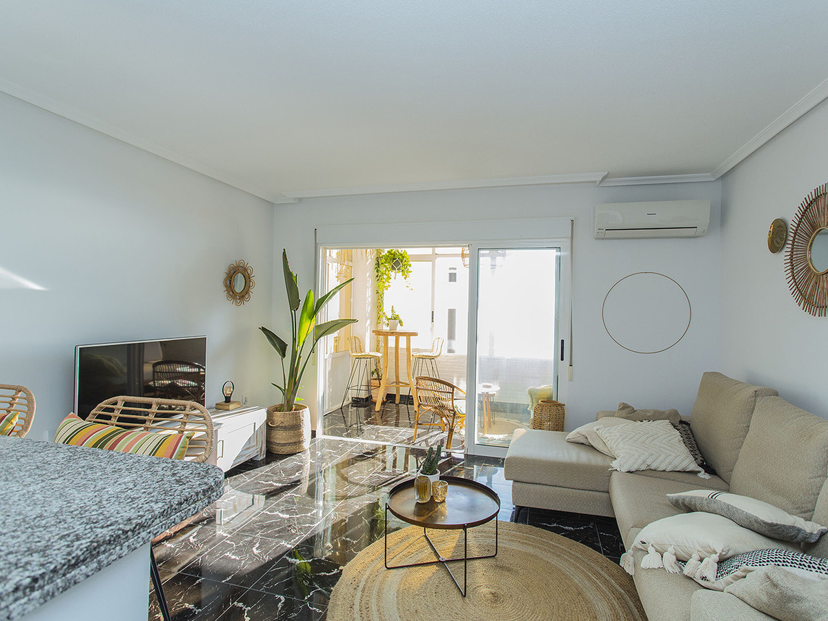 Se vende Apartamento Planta Baja de 2 dormitorios en Costa Blanca, Alicante, España