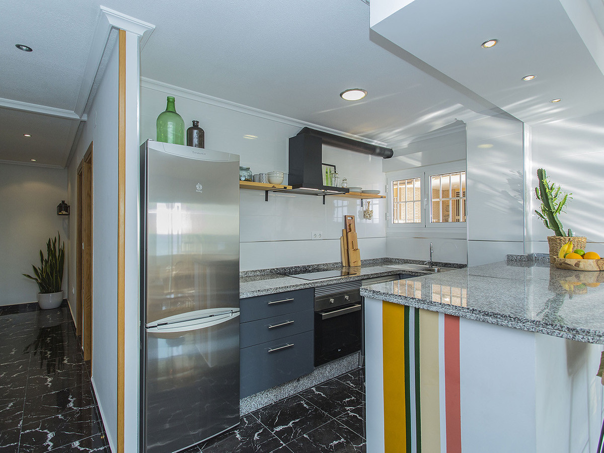 Se vende Apartamento Planta Baja de 2 dormitorios en Costa Blanca, Alicante, España