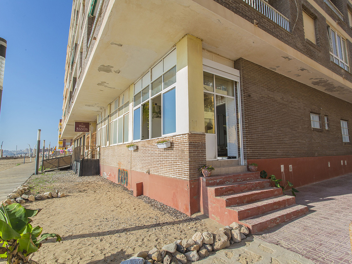 Se vende Apartamento Planta Baja de 2 dormitorios en Costa Blanca, Alicante, España