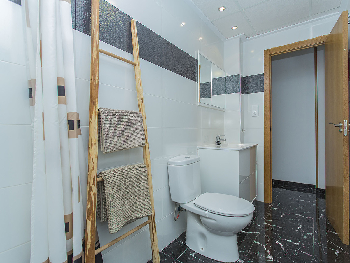 Se vende Apartamento Planta Baja de 2 dormitorios en Costa Blanca, Alicante, España