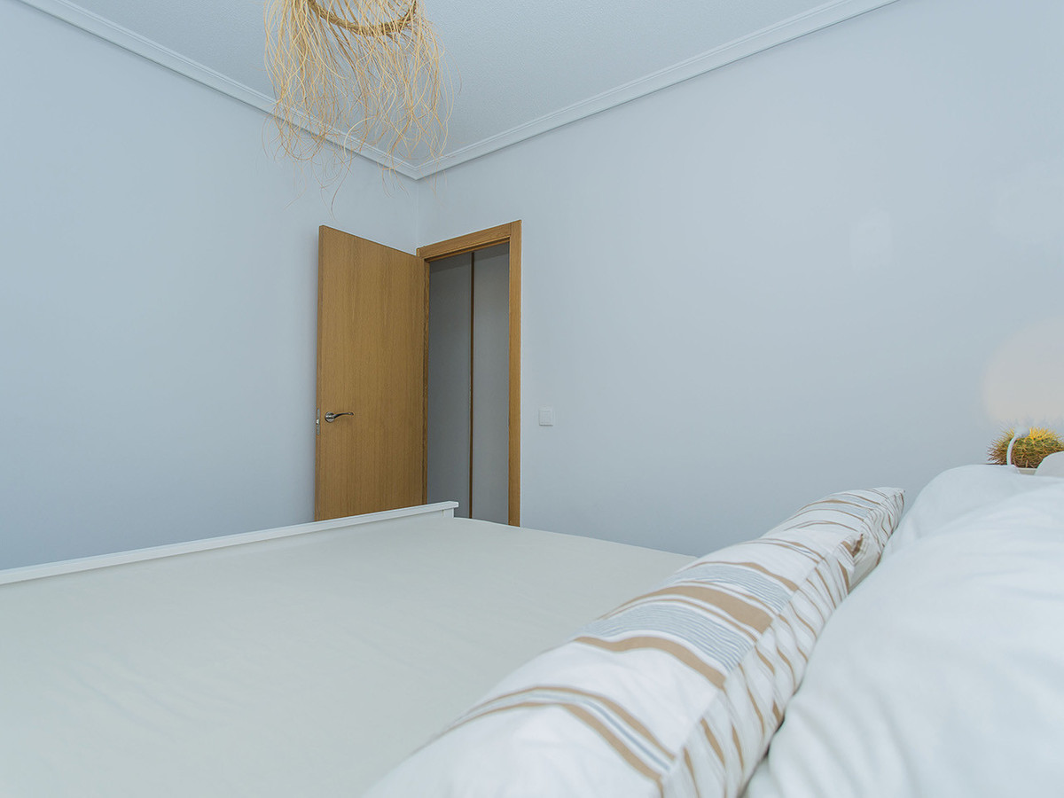 Se vende Apartamento Planta Baja de 2 dormitorios en Costa Blanca, Alicante, España