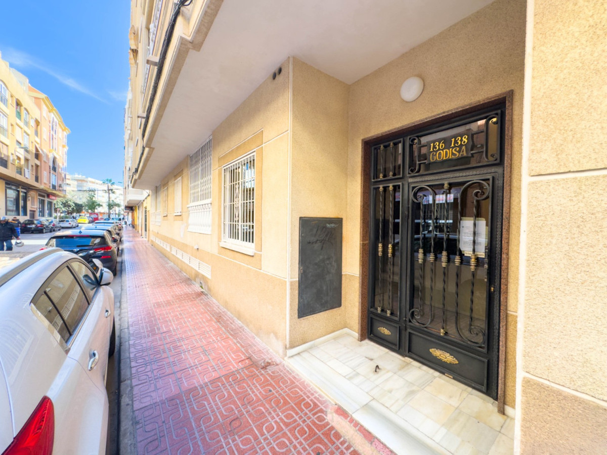 2 Bed Apartment for sale in Playa Del Cura Costa Blanca, Alicante, Spain