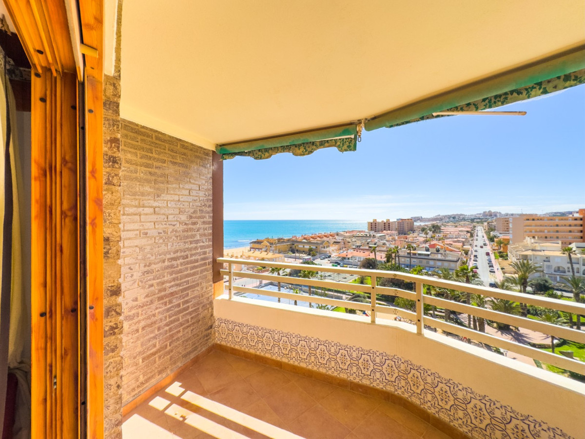 Se vende Ático de 3 dormitorios en Costa Blanca, Alicante, España