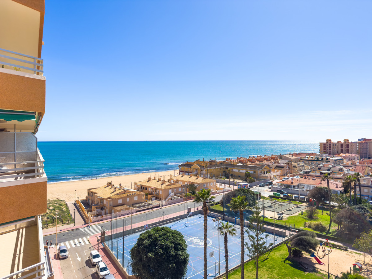 Se vende Ático de 3 dormitorios en Costa Blanca, Alicante, España