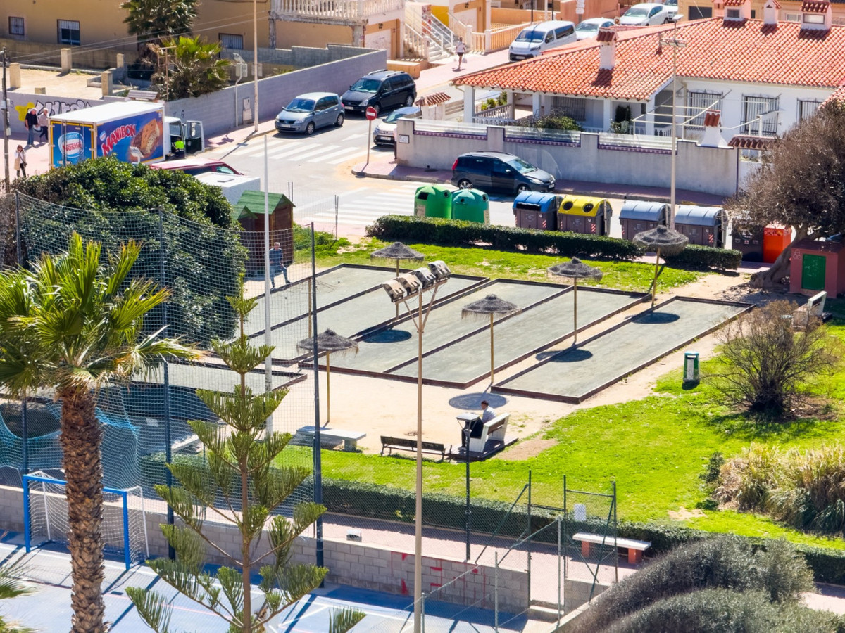 Se vende Ático de 3 dormitorios en Costa Blanca, Alicante, España