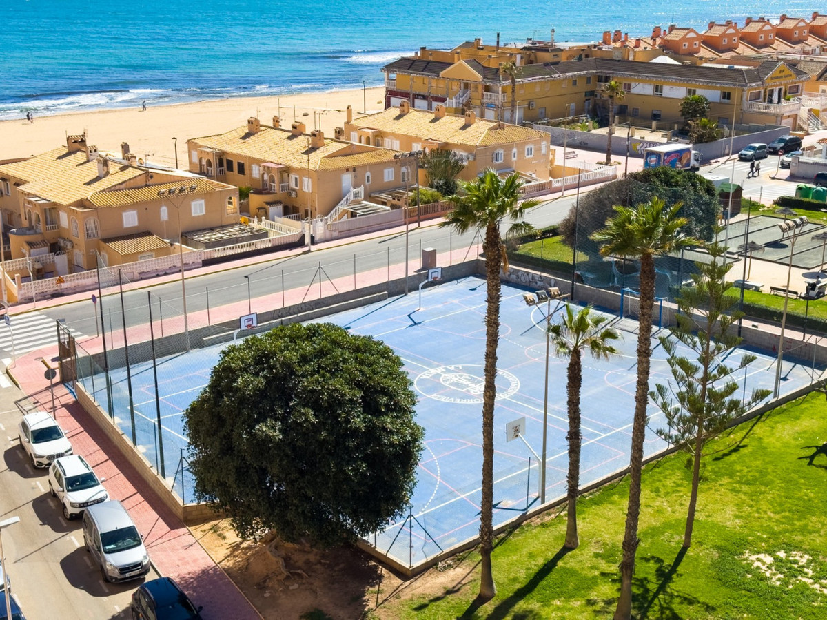Se vende Ático de 3 dormitorios en Costa Blanca, Alicante, España