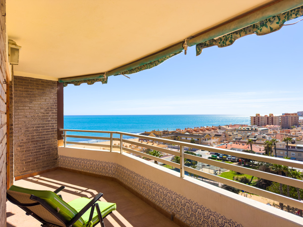 Se vende Ático de 3 dormitorios en Costa Blanca, Alicante, España