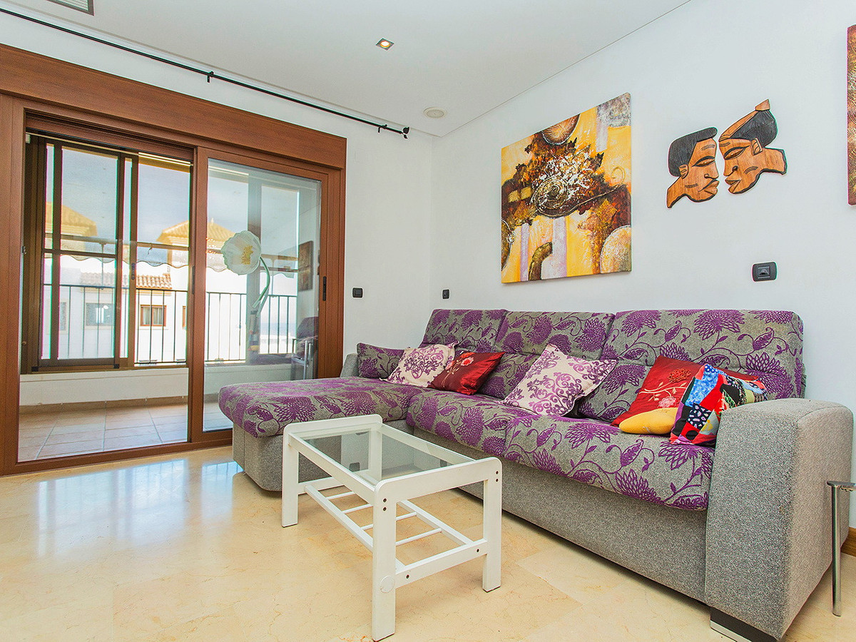 Se vende Apartamento Planta Media de 2 dormitorios en Costa Blanca, Alicante, España