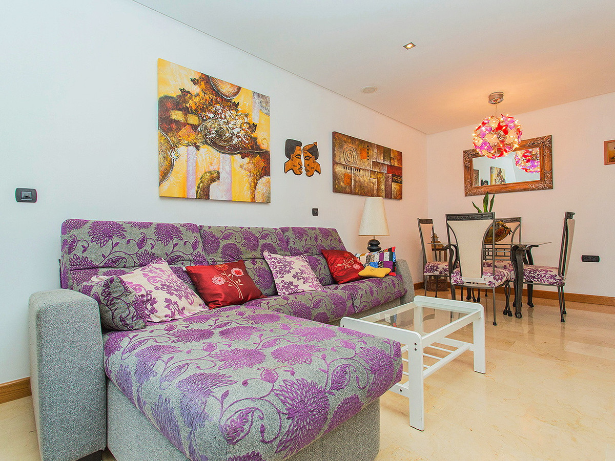 Se vende Apartamento Planta Media de 2 dormitorios en Costa Blanca, Alicante, España