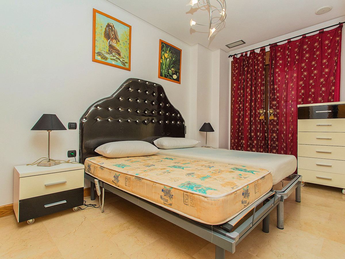 Se vende Apartamento Planta Media de 2 dormitorios en Costa Blanca, Alicante, España