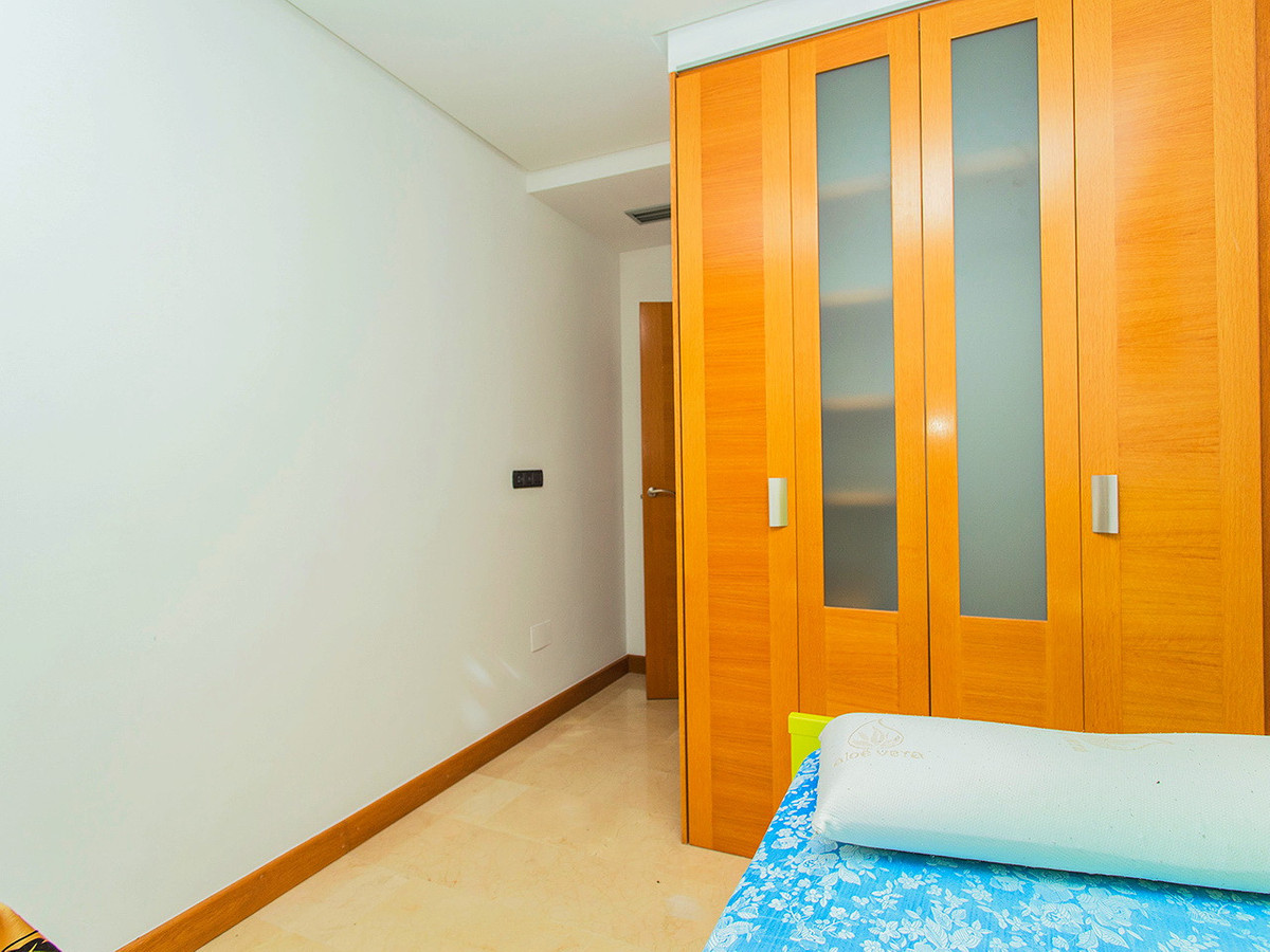 Se vende Apartamento Planta Media de 2 dormitorios en Costa Blanca, Alicante, España