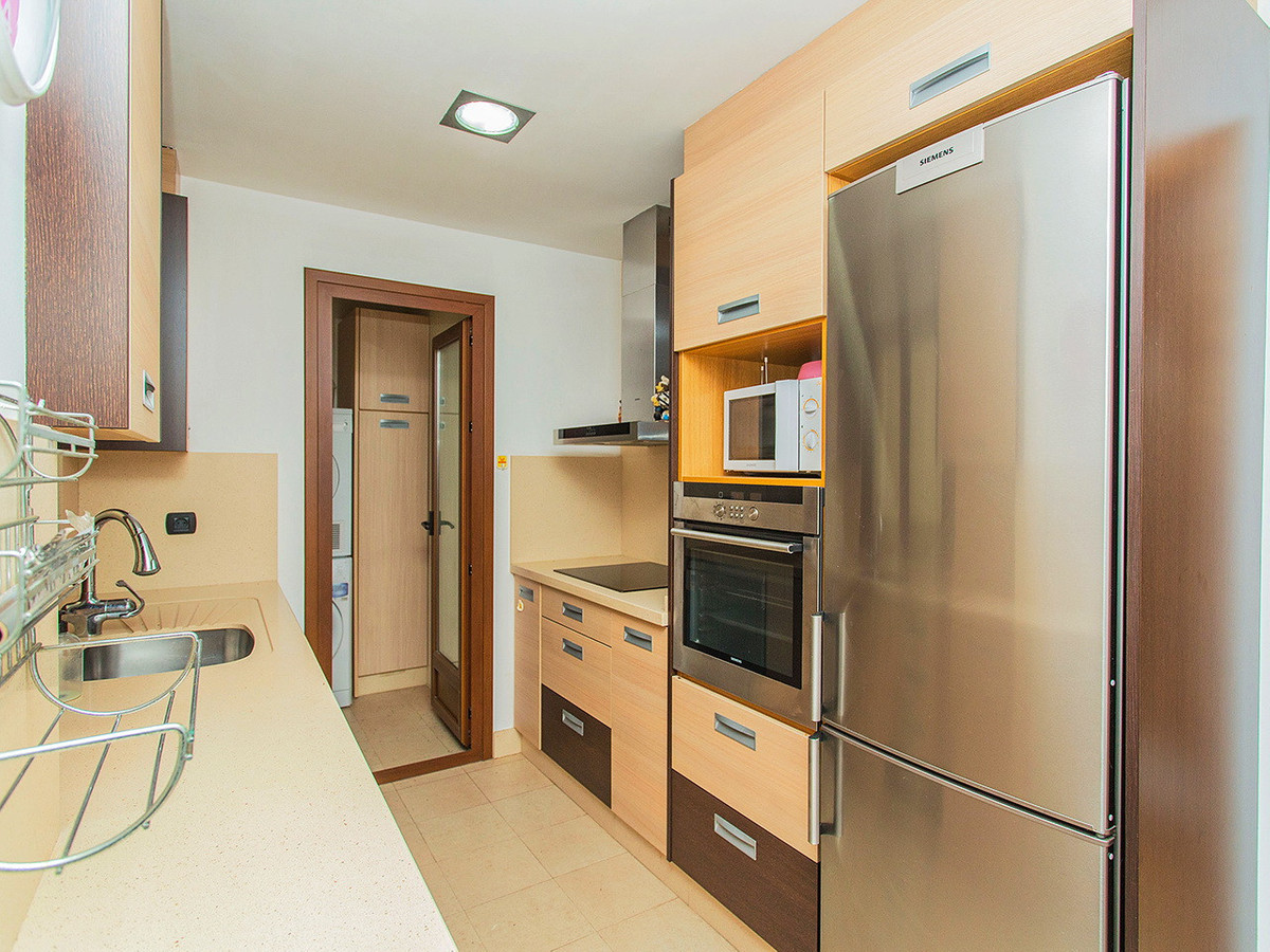 Se vende Apartamento Planta Media de 2 dormitorios en Costa Blanca, Alicante, España