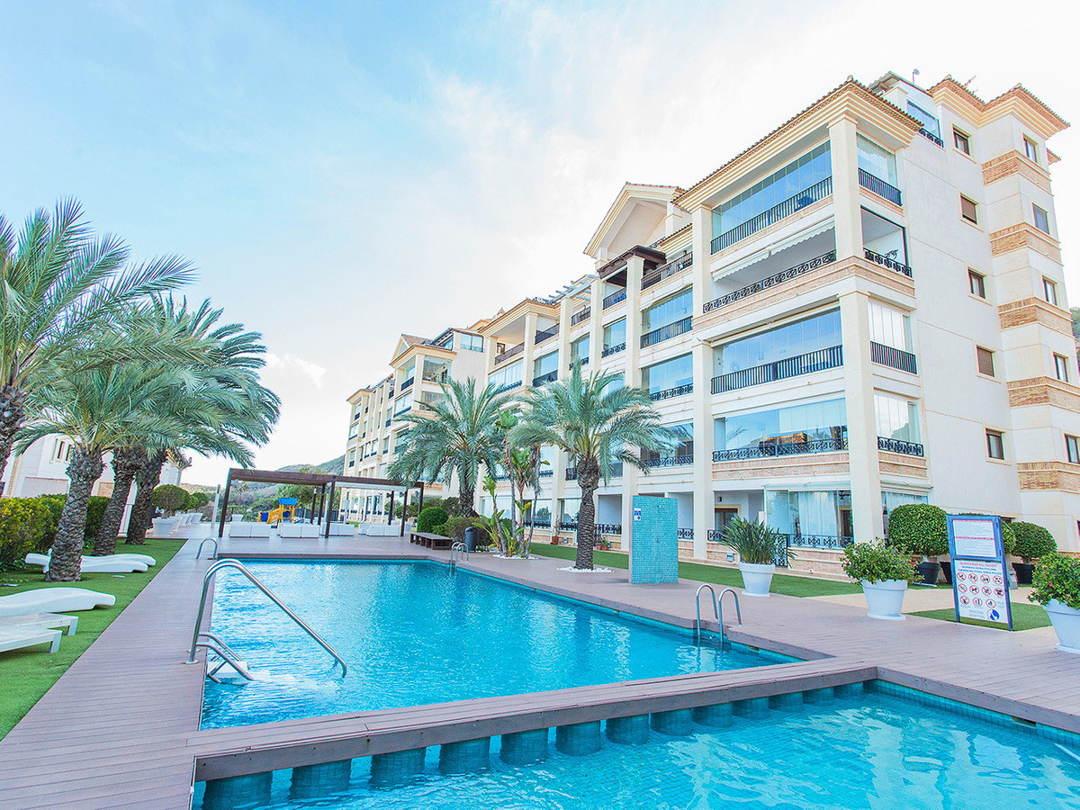 Se vende Apartamento Planta Media de 2 dormitorios en Costa Blanca, Alicante, España