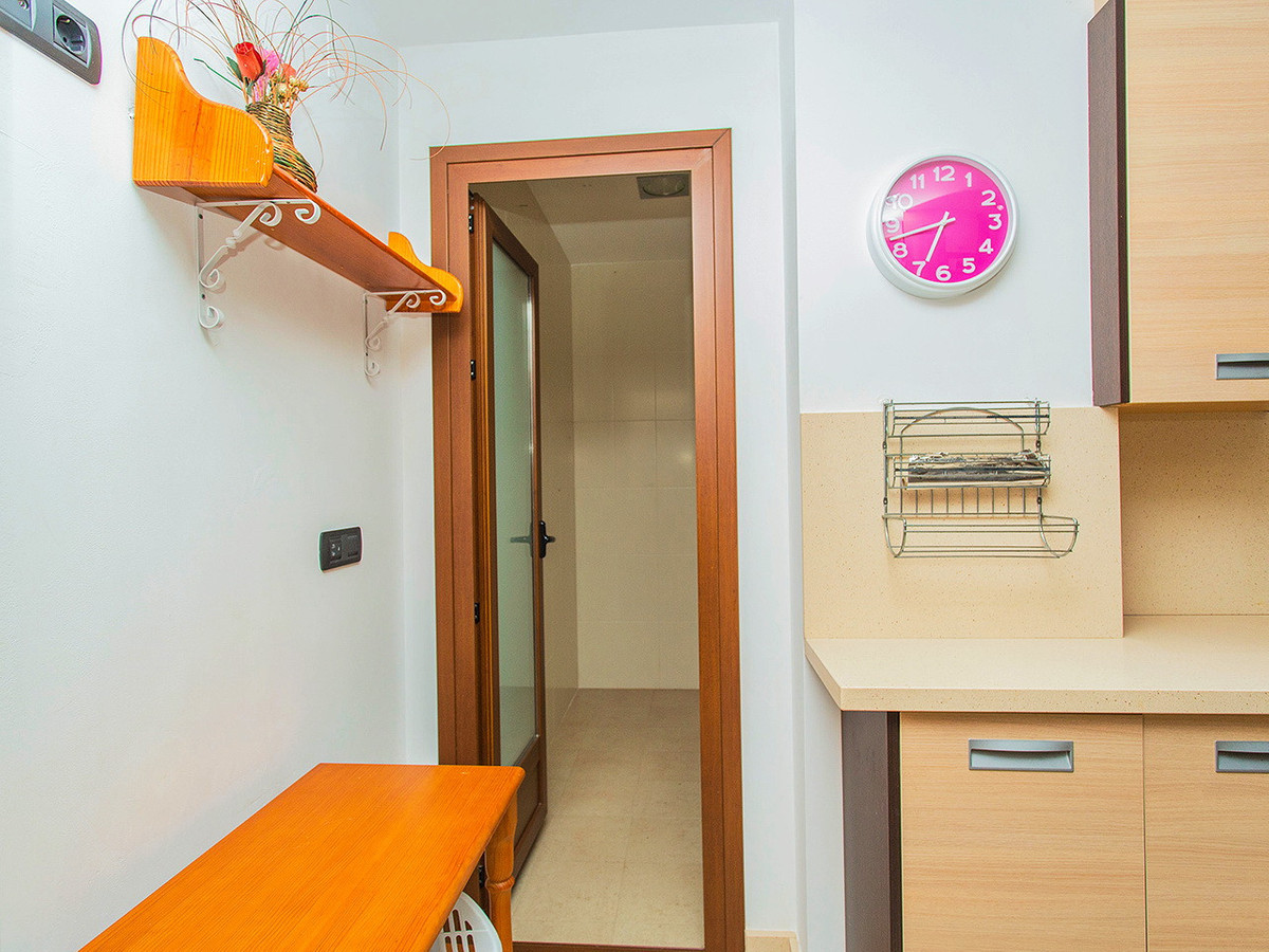 Se vende Apartamento Planta Media de 2 dormitorios en Costa Blanca, Alicante, España