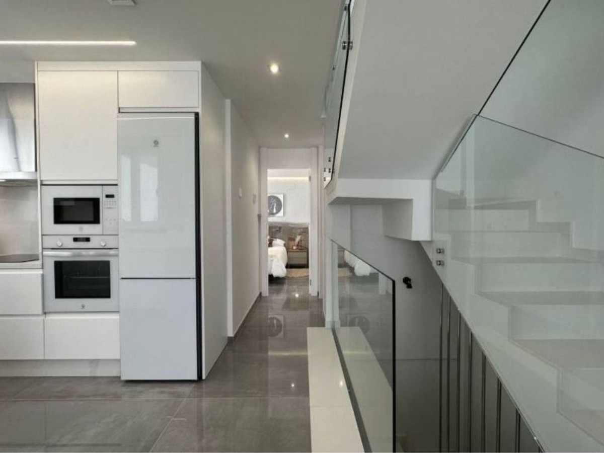 Se vende Villa - Chalet de 3 dormitorios en Costa Blanca, Alicante, España
