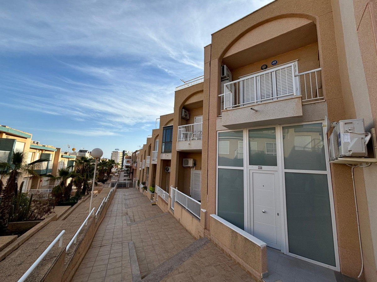 Se vende Apartamento Planta Baja de 1 dormitorios en Costa Blanca, Alicante, España