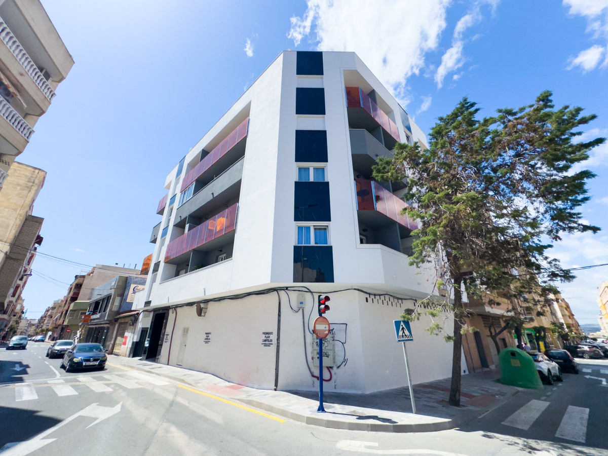 Se vende Otro  en Costa Blanca, Alicante, España