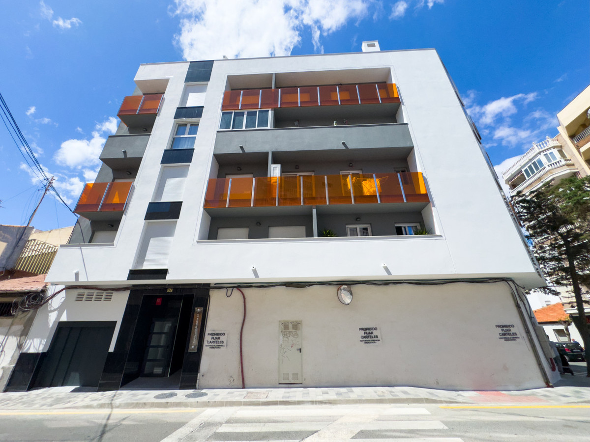 Se vende Otro  en Costa Blanca, Alicante, España